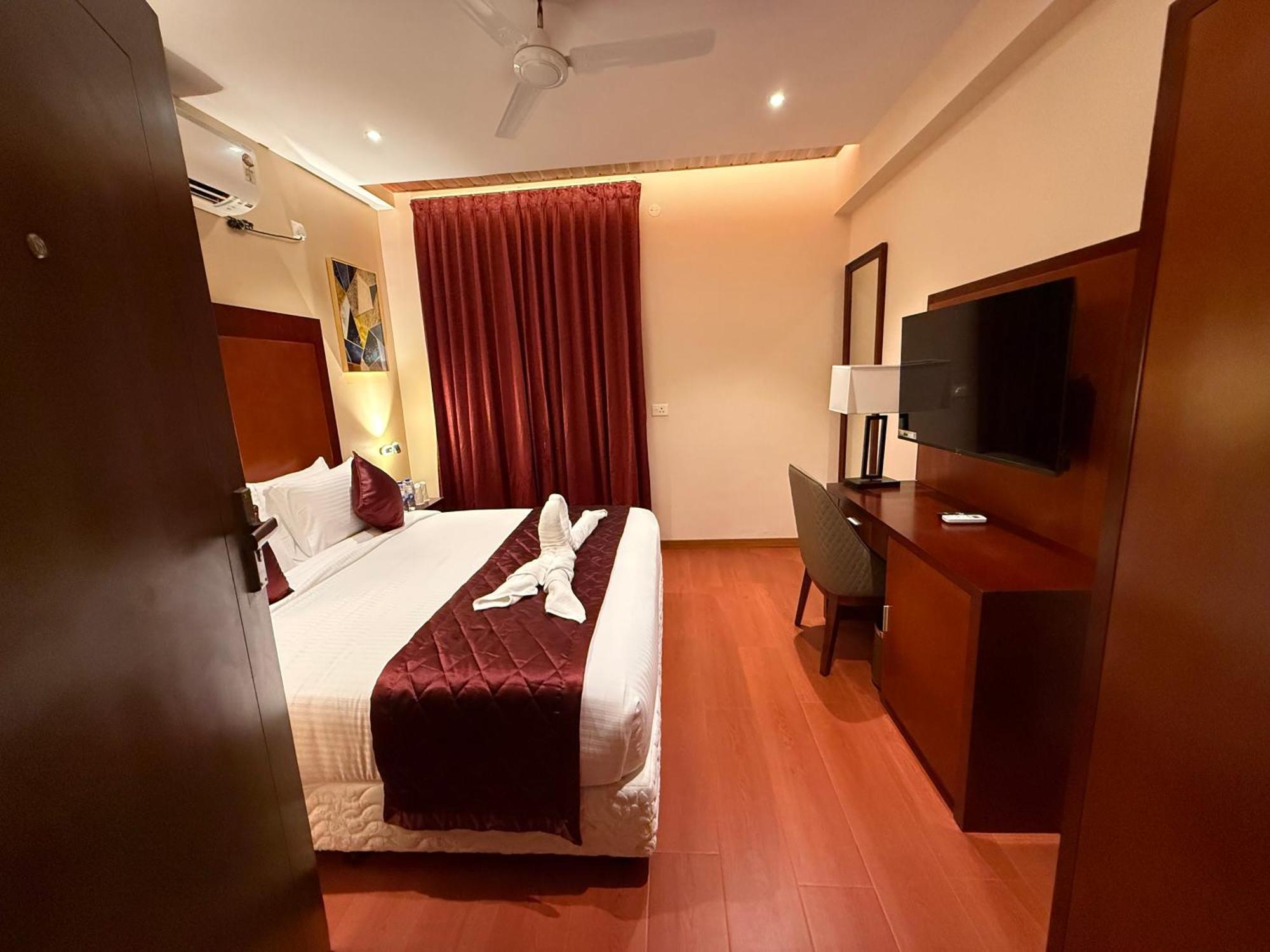 Park Avenue Hotel & Apartments Trichy Tiruchirappalli 外观 照片